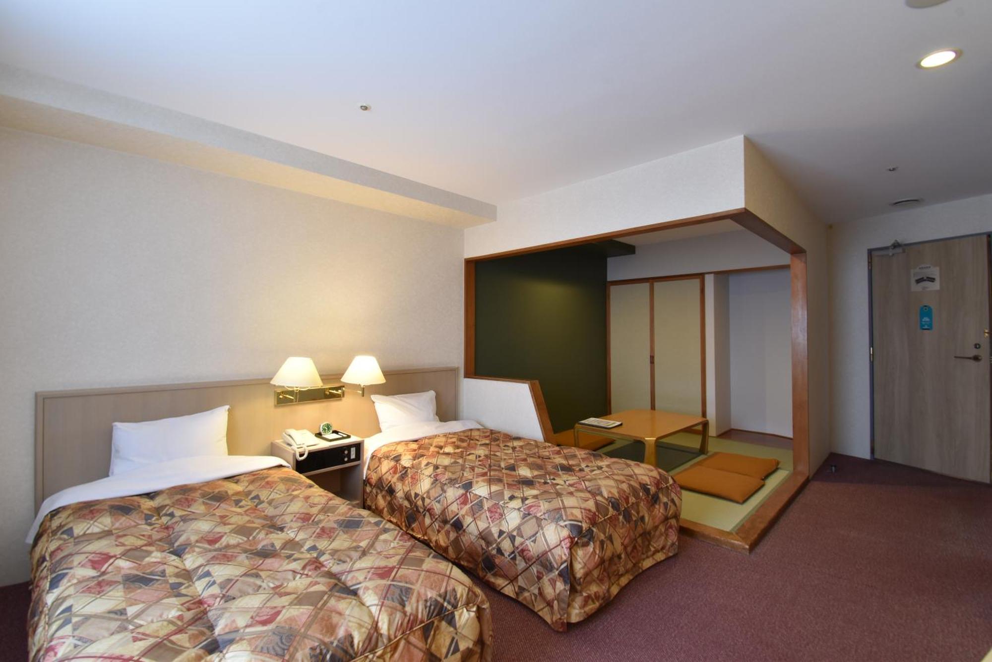 Biei Shirogane Onsen Hotel Park Hills Ruang foto